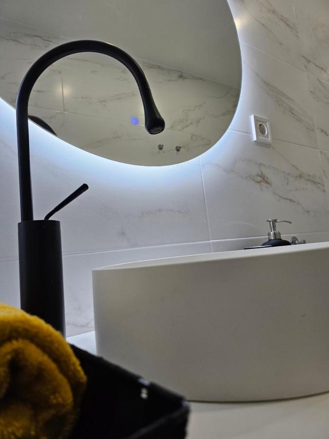 Adriva Apartamento-Loft Imperial Centro Wifi Valladolid Esterno foto